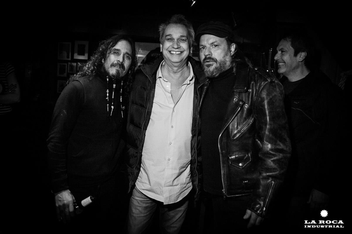 BrunoLarocca's tweet image. Encuentros de dos generaciones, David Lebón y @LaRenga en Red House, el boliche del Corcho Rodríguez @rocaindustrial