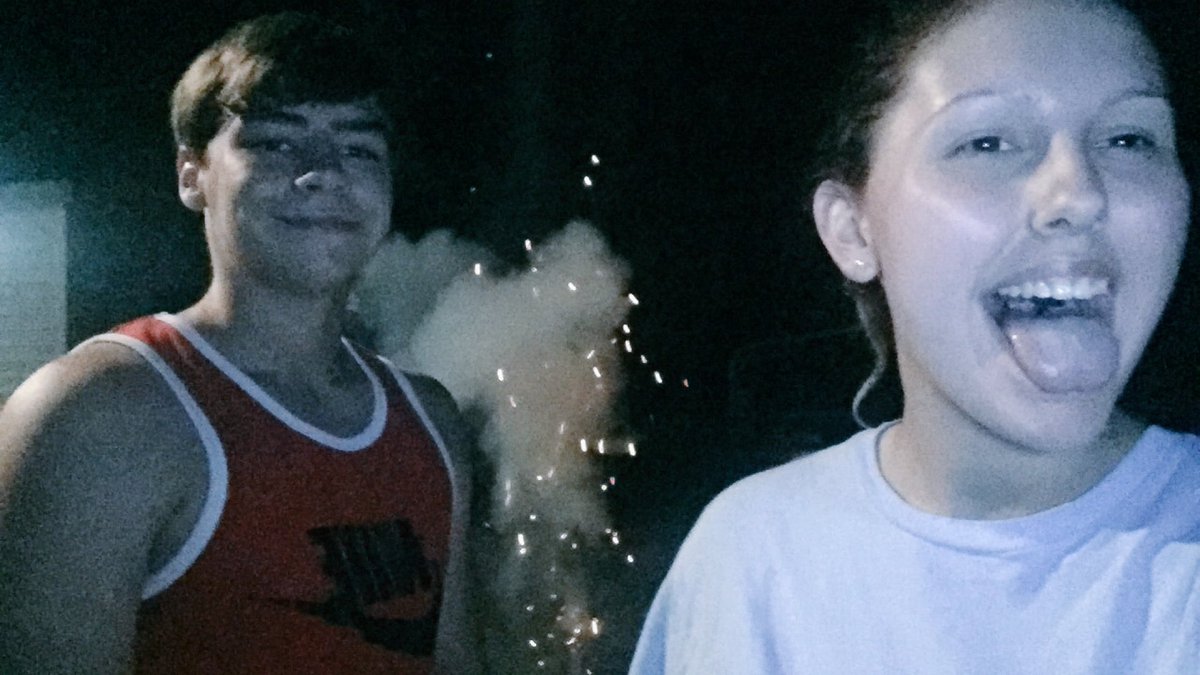 Brookenicole273's tweet image. Loved spending my 3rd "4th" with you ❤️💙 #wetried #fireworkfail