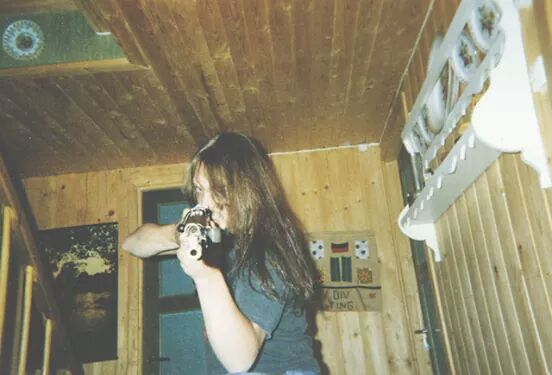 mayhem_archives's tweet photo. Necrobutcher
Taken from: The Death Archives: Mayhem 1984-94 https://t.co/yc98jSmy9e