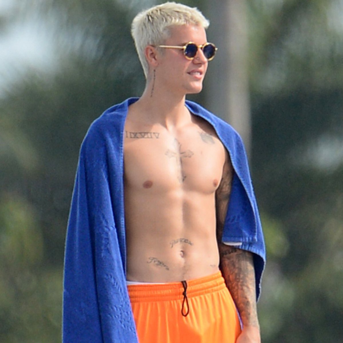TwerkForMeJerry's tweet photo. Daddy looking fine at https://t.co/YmUr5k9qnP