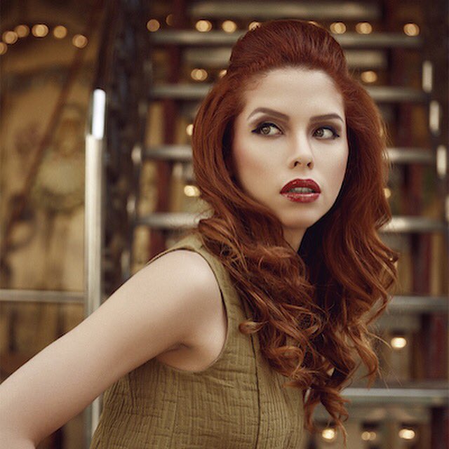 Jessica Yurash Modeling YouModels on Twitter:
