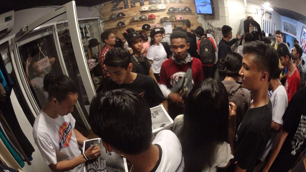 Malam kemarin kalian harus prepare malam ini part 2 siap siap...!!!! #buy1get1ztffbmx