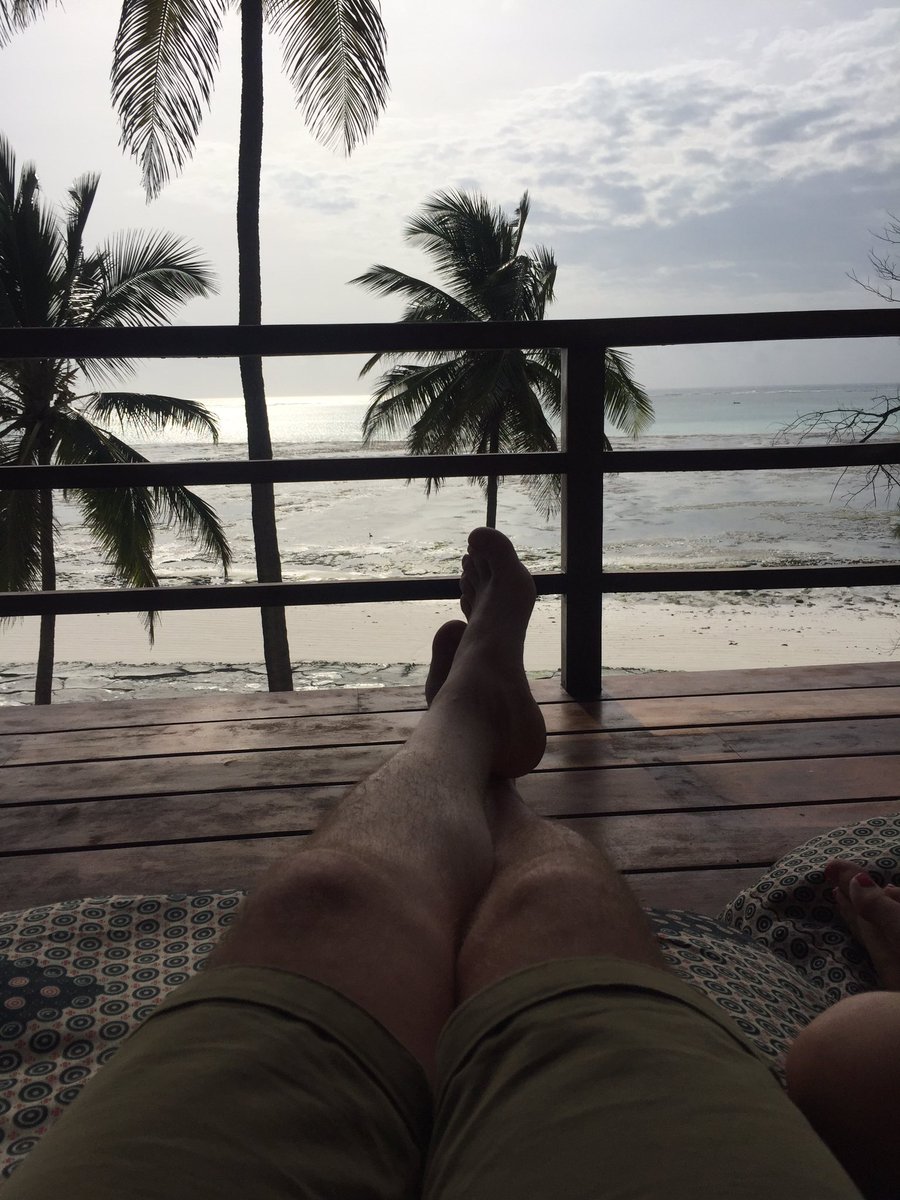 Last morning in paradise... 
#Hometime