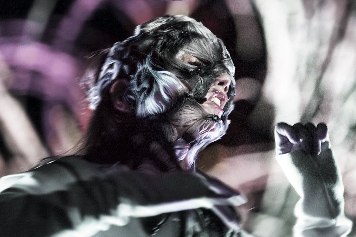 tom_prelich's tweet photo. Neri Oxman Designs a Series of 3D-Printed Masks for Björk #3dprinting #tech #GetReady43D https://t.co/eG6kcS6x6q https://t.co/k85bMo1sQt