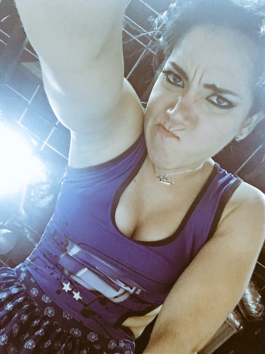 aprd5's tweet photo. Lista para ensayar el esperado tango https://t.co/fFnaeUwtCF