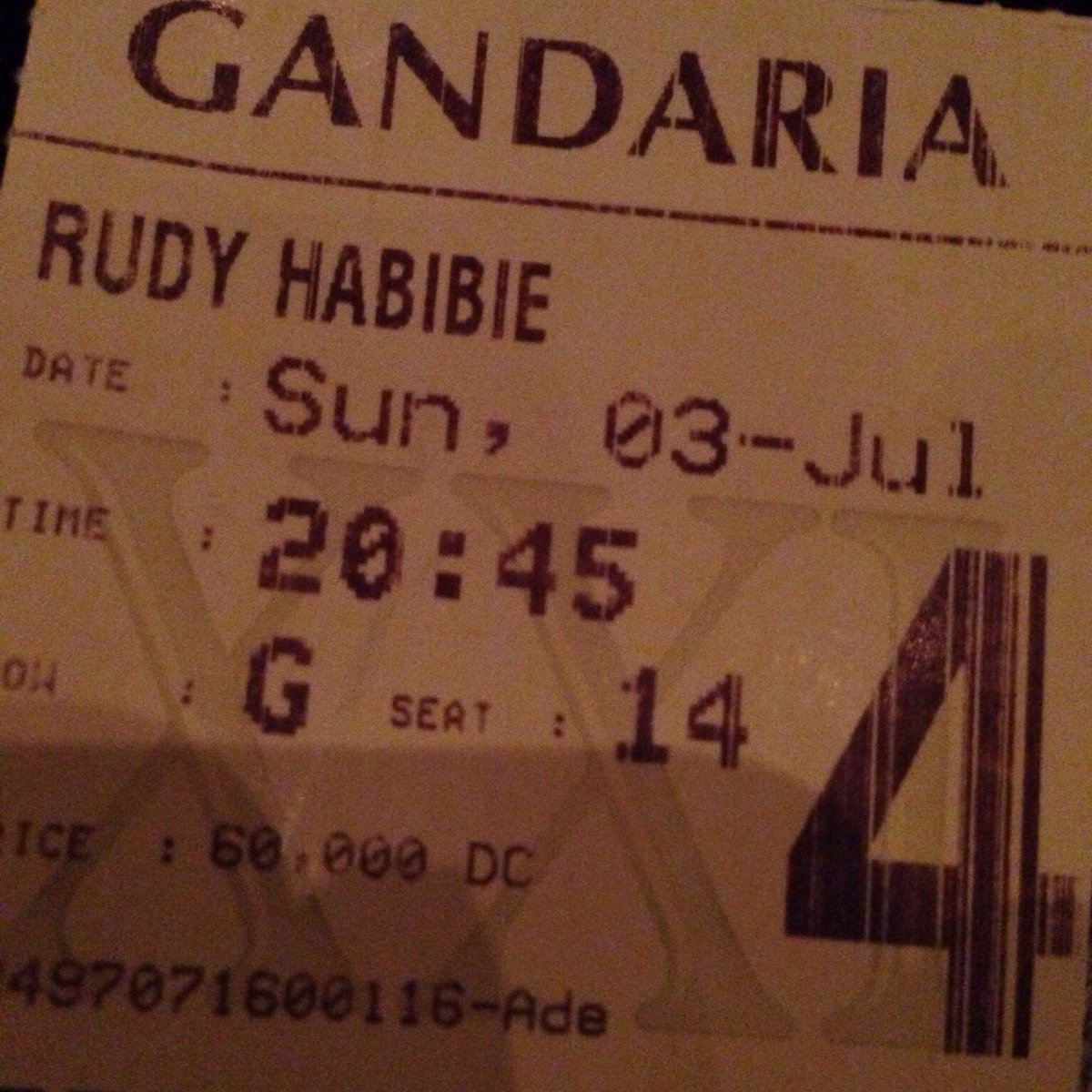 Congratulations mas <a href="/Hanungbramantyo/">Hanung Bramantyo</a>. Bangga liat quality film indonesia kayak gitu sekarang... Sukses terus ya!