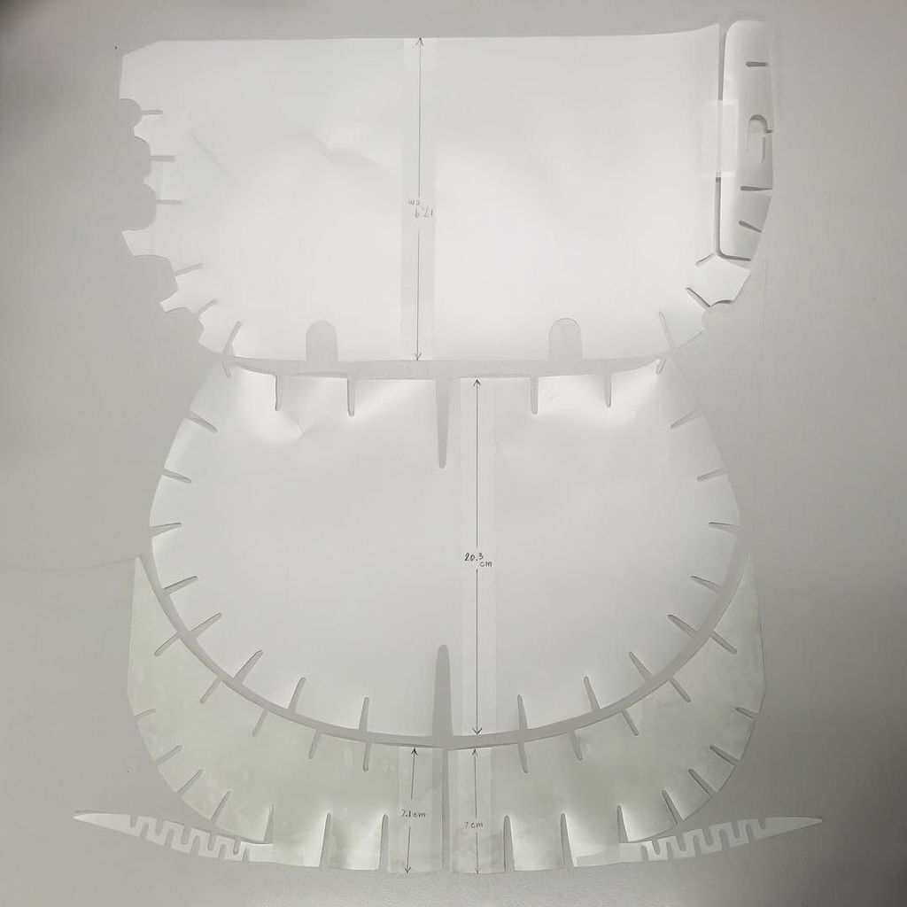siivel's tweet photo. Here's the #blueprint for the #protectivefilm for #ibookclamshell https://t.co/kiX8mkN0WH… https://t.co/afa9B36Wp1 https://t.co/lAXToePOqA