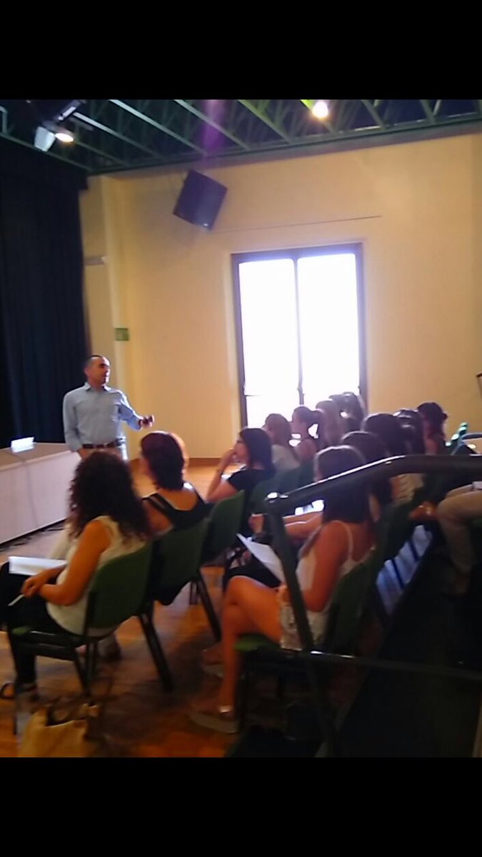 Soniapex's tweet photo. Un plaer escoltar en @MariusMartinez6 #aprenentatge #innovació #escoles bressol @sbdeducacio @JoanBerlanga https://t.co/xwnOeDORqB