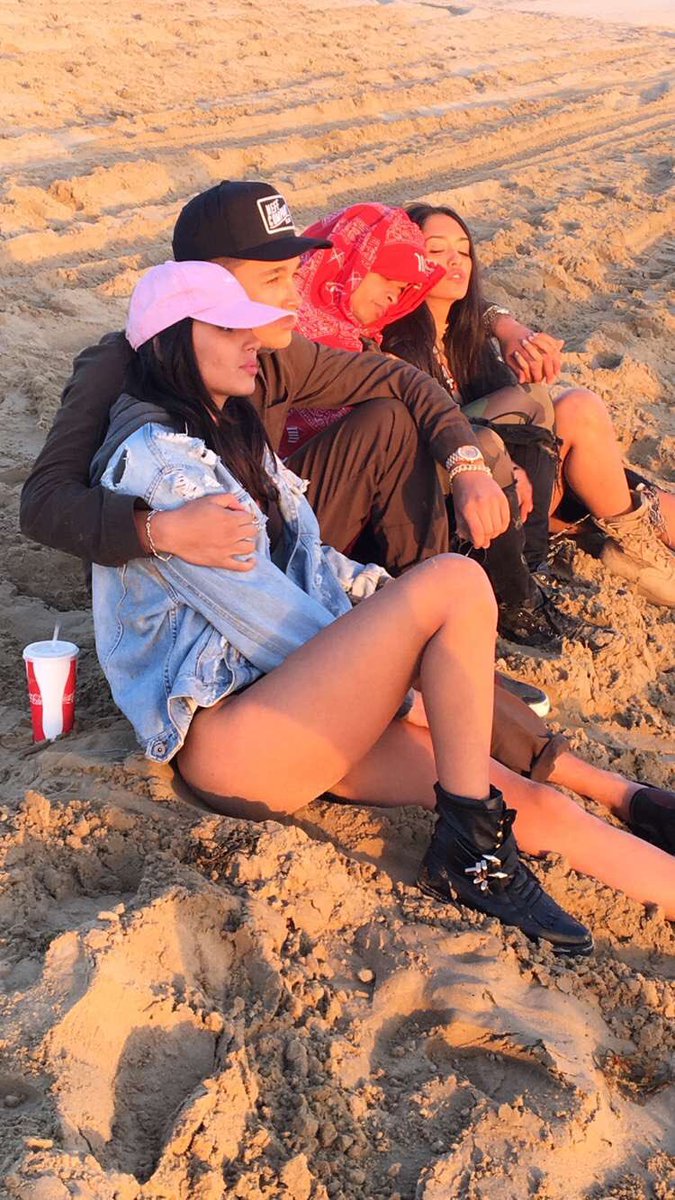 ACMCrewdotcom's tweet image. Austin via Snapchat #3