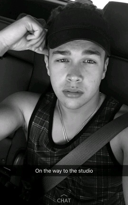 ACMCrewdotcom's tweet image. Austin via Snapchat #2