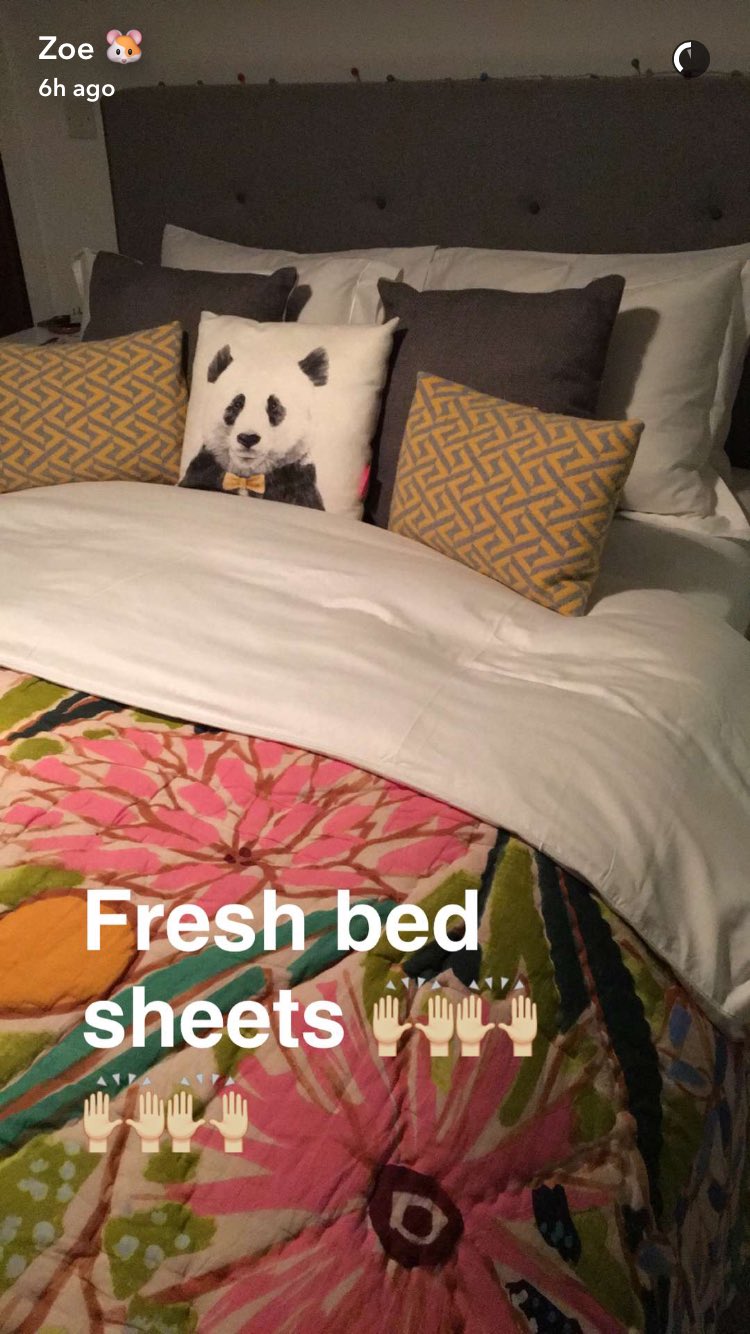 Zoella Updates on Twitter "Nothing better than fresh bed sheets 👍🏻 Via