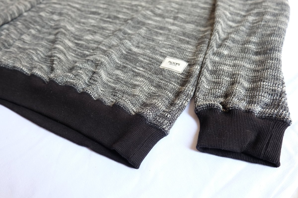 New! Textured sweater.
Available two color, choose your favourite colour.

Shop now!
Line: line.me/ti/p/@cdk2523u