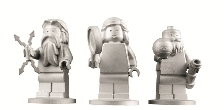 galegory's tweet photo. ¿Sabías que la sonda 'Juno' está tripulada por tres minifiguras de LEGO?

Júpiter, Juno y Galileo Galilei. https://t.co/0qhxcUZMo7