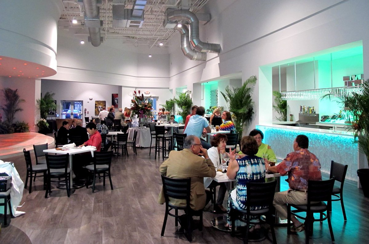 ndn's tweet image. Have you dined yet at Teatro, the new Italian restaurant at @swfltheater? #SWFL @flteatro nplsne.ws/29dPow3