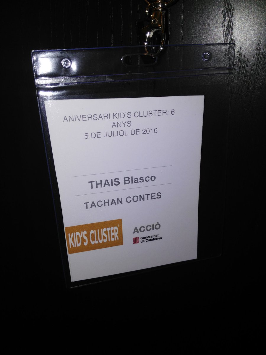 ThachanContes's tweet photo. Ja hi som! A punt per escoltar i aprendre!@KIDSCLUSTER 
#kidscluster #5anys #felicitats https://t.co/sot5gbW3bd