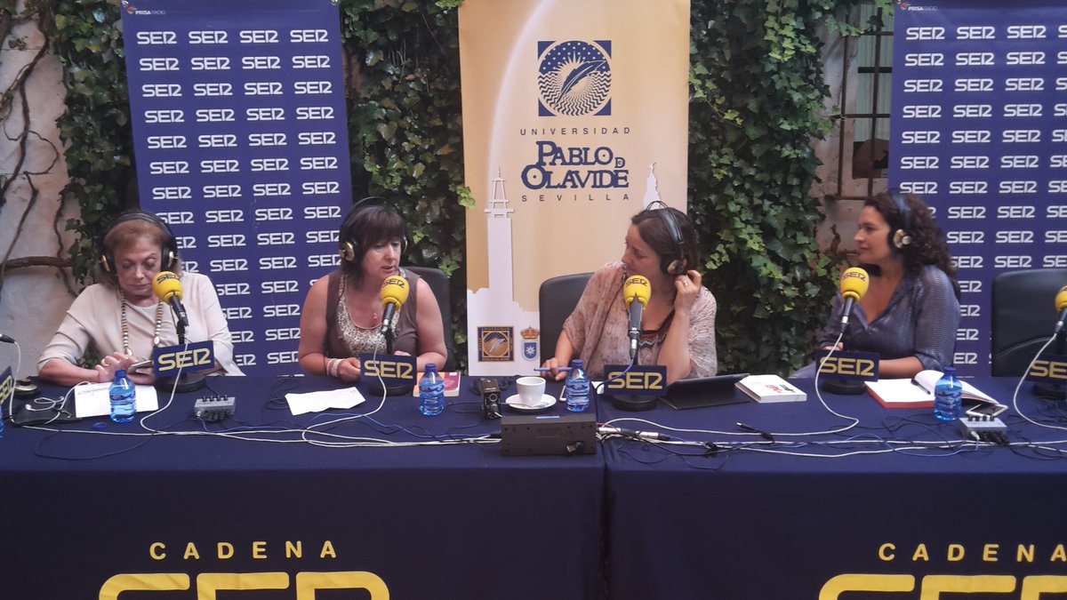 HoyPorHoy's tweet photo. Ana de Miguel: "Vivimos una sociedad implicada en construir niños y niñas de forma distinta"
https://t.co/bdvOiDkKQ8 https://t.co/BVvBUlrjUM