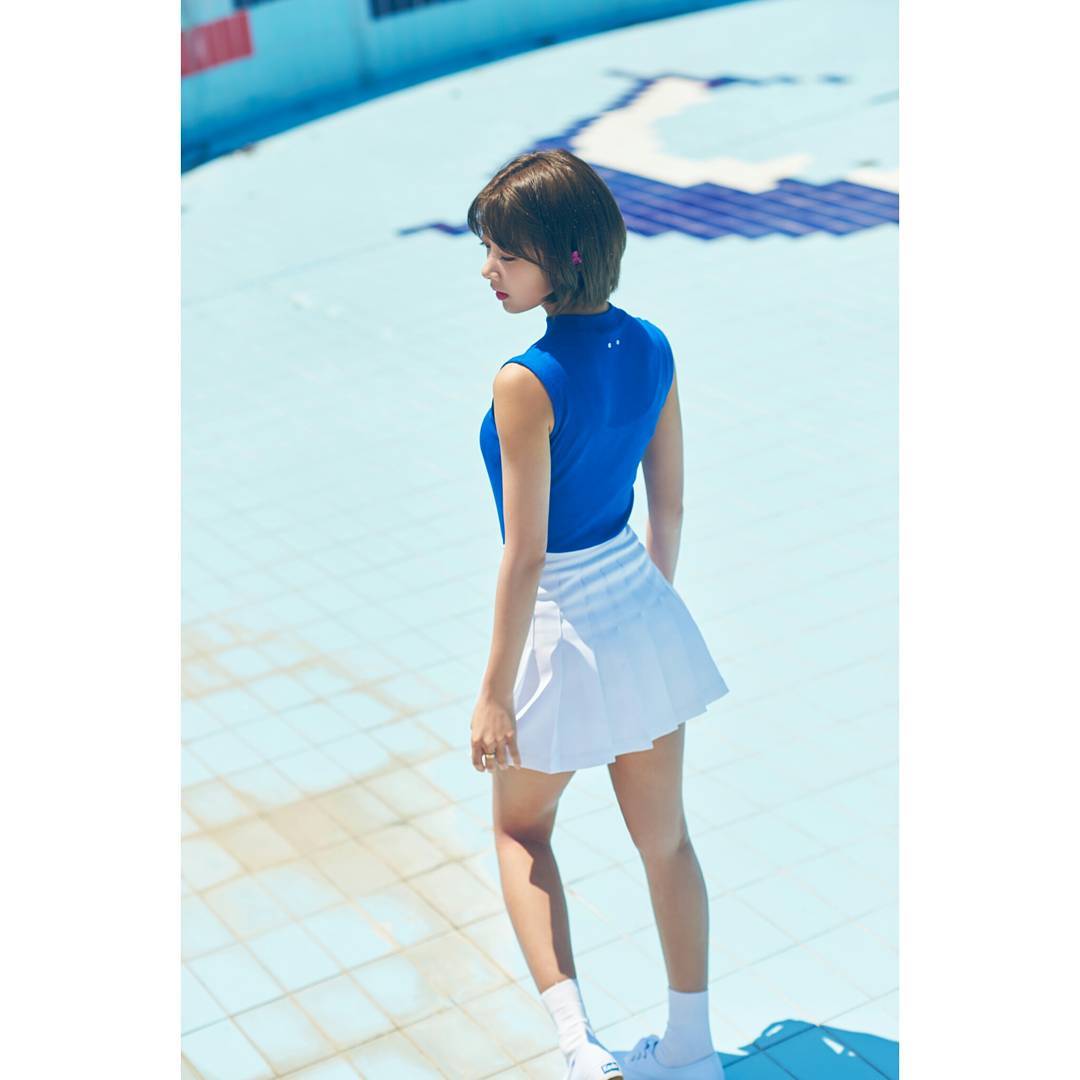 diastagram's tweet photo. mbk.dia: #다이아 #DIA #B컷 #Happy_Ending #그길에서 #On_the_road #에이드 #AID #유니스 #EUINCE
#에이드선물 🎁 https://t.co/K1hFEE3l5G
