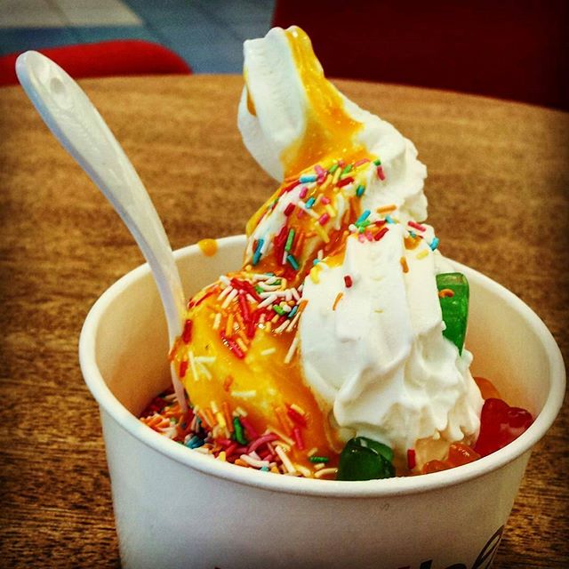 HariboGreece's tweet photo. #zestainomaste .......? #haribo #icecream 📷: @haribo.greece https://t.co/wtr3Zkh7eb