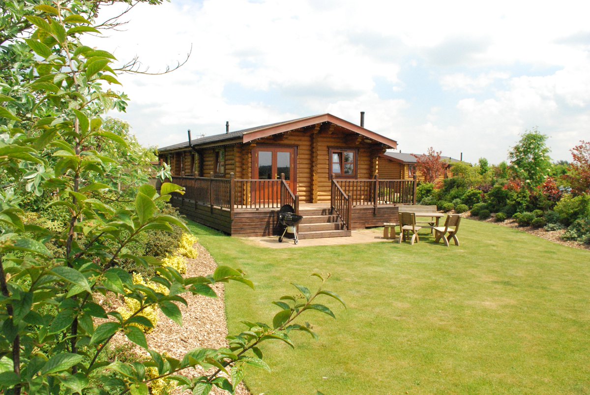 Eye Kettleby Lakes On Twitter Lastminute Logcabin 4 Pet