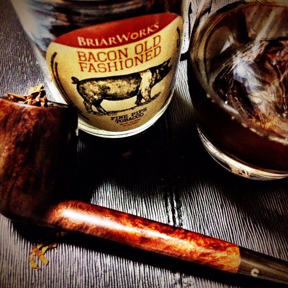 koji_hax's tweet photo. U guys, how's it going? Today is my day-off, so enjoying in #pipesmoking w/coffee this relaxation moments b4 dinner https://t.co/wFmfFEKr6r