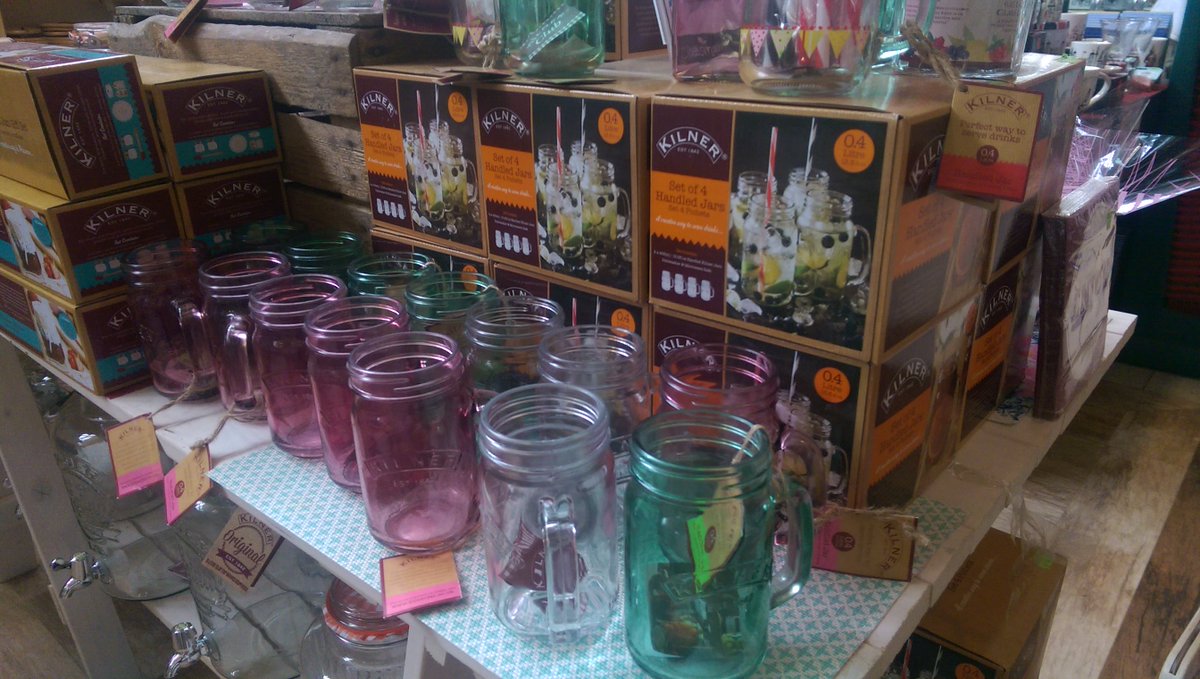 chessingtongc's tweet photo. Just right for a cool drink this summer! #drinkingjars https://t.co/iMc3fDyO6r