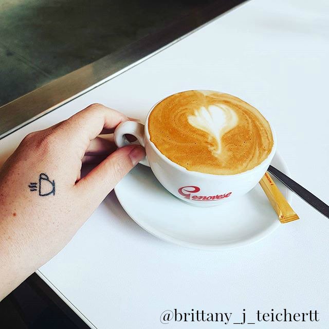 That good-looking flat white was made at Sam Miranda Winery in the #KingValley #UnBuonCaffe <a href="/SamMirandaWine/">Sam Miranda Wine</a>