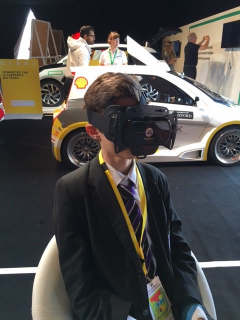 saintolaves's tweet photo. Congratulations to our team who made the regional finals of the #makethefuture festival. #shellpetronas https://t.co/mE0Wu5x0Q3