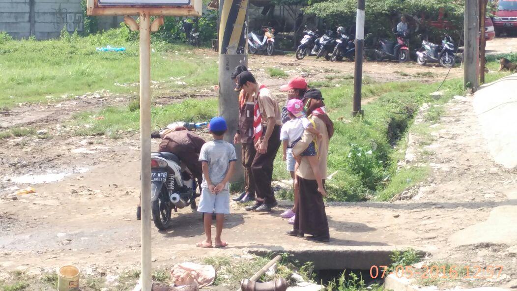 Karya Bakti Pramuka 1437 H Pospam Tenjo #saptabakti <a href="/kwarnas/">Joulette</a> <a href="/PramukaJabar/">Pramuka Jawa Barat</a> <a href="/pramukaupdate/">Chakradhar</a> <a href="/MyprideMagz/">MYPRIDE MAGZ</a>