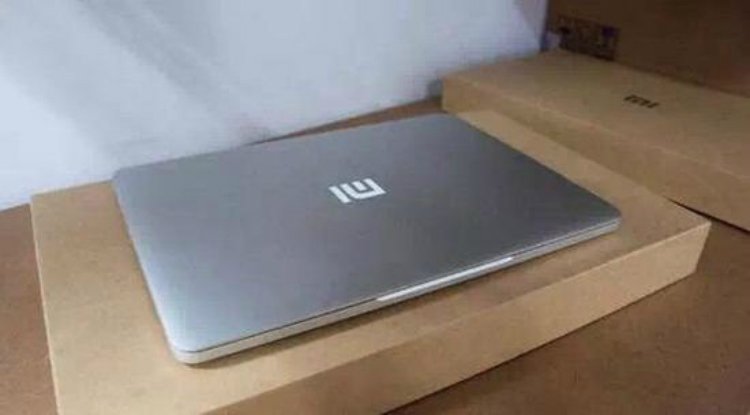 btekno's tweet photo. Inilah bocoran foto Xiaomi Notebook yang punya desain mirip Apple MacBook Pro https://t.co/Sd6T536sM8 https://t.co/fLRozLzhRK