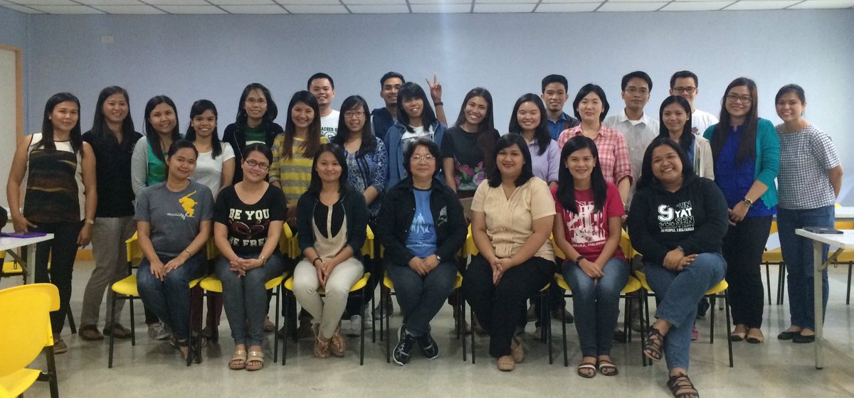 GinoongAustria's tweet image. iOS Playground with new teachers at JCA #edtech #ipaded #edtechph