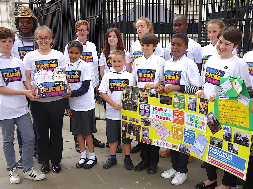 barefootbillion's tweet photo. Young global ambassadors present their report for @sendmyfriend at 10 Downing St @schoolsonline on behalf of others https://t.co/nADiEeCfaa