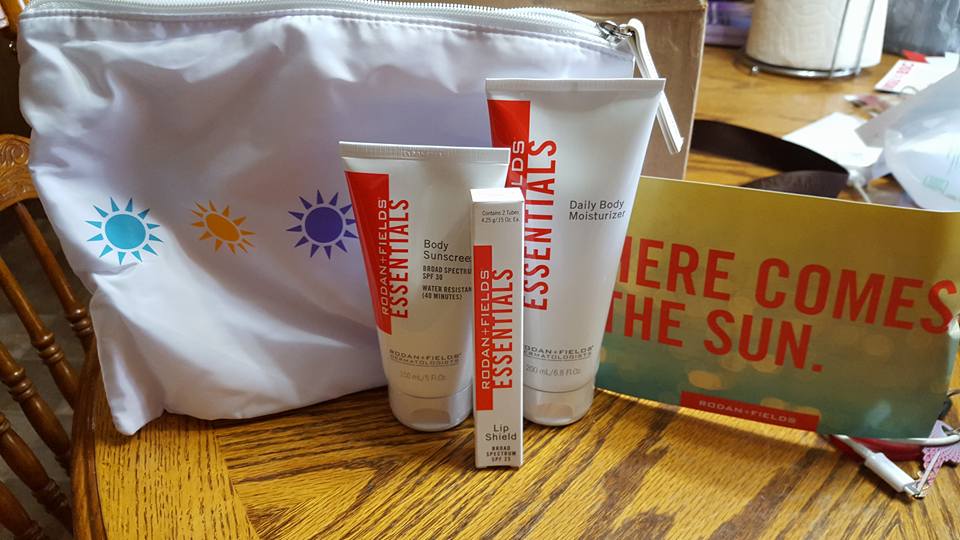 RFBossBabe's tweet photo. All set for that California Sunshine! #RFPerks https://t.co/CMehvydgFT