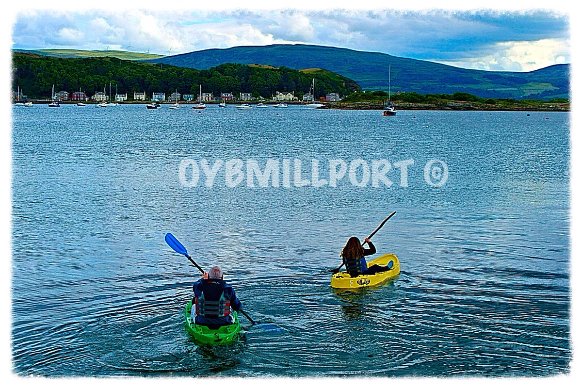 oybmillport's tweet photo. Couple of happy @Fatyakkayak Hires off to visit the seal colony in #Millport to book your visit call 01475530300. https://t.co/Re0yIt3MjN