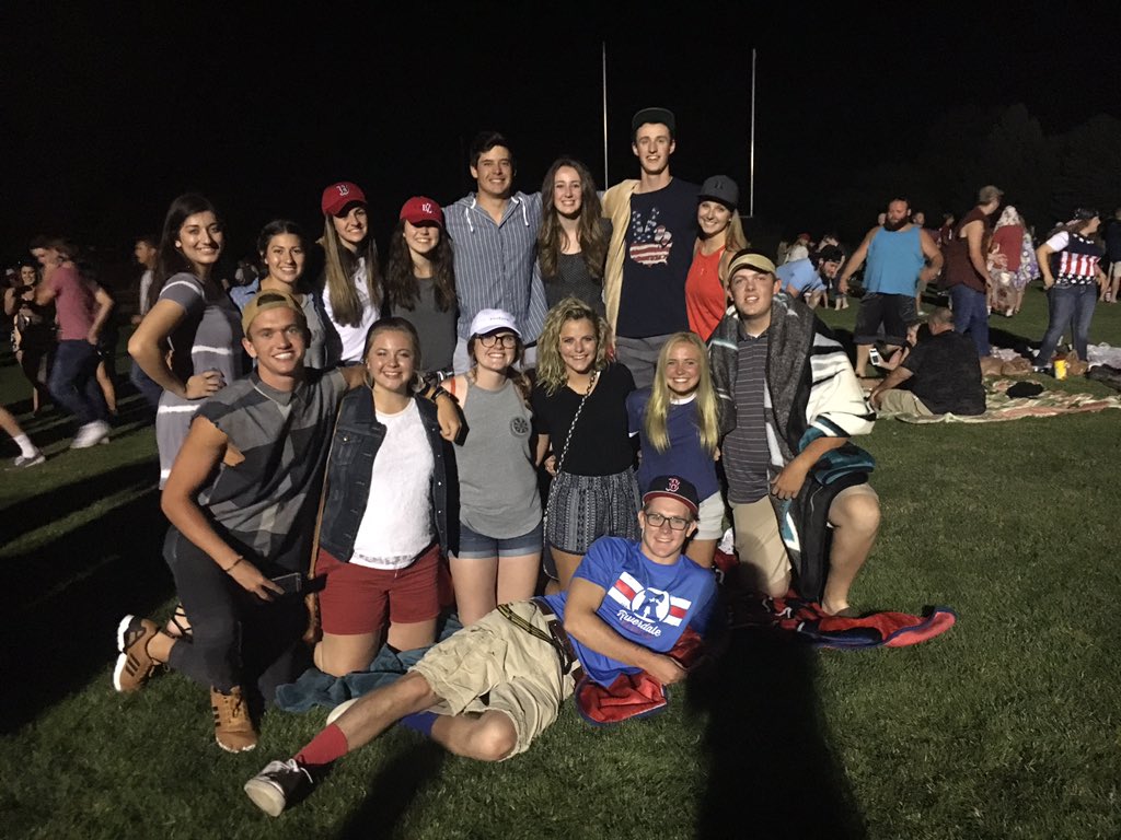 kenzie_packard's tweet photo. Nights like these are the reason why I'm gonna miss high school https://t.co/VJFMwI7t9e