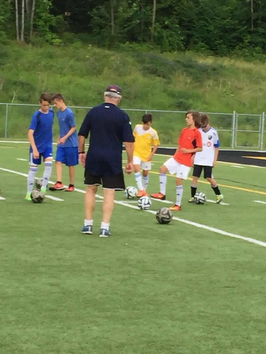 Pierrot Labat tweet media