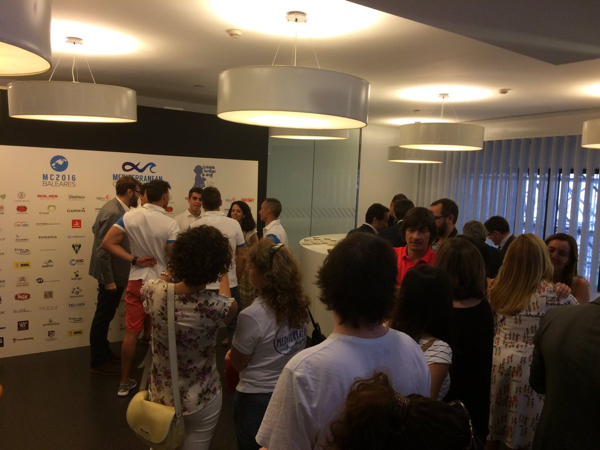 xatakamovil's tweet photo. Ya nos despedimos del evento de esta mañana en la sede de Telefónica de Gran Vía, Madrid. #MediterraneanChallenge https://t.co/qa94f2r01P
