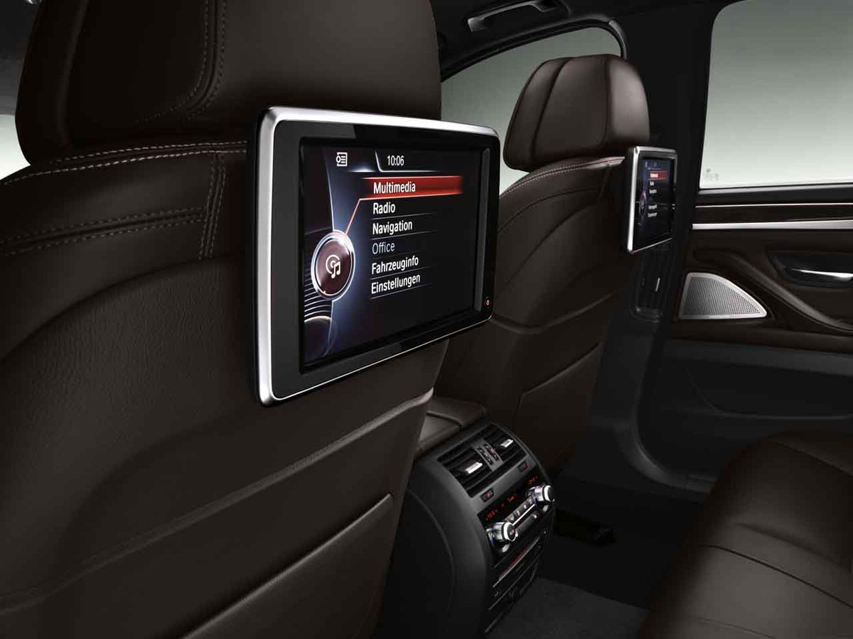 BMW 5 Series: Screens BMW 5 Series: Screens