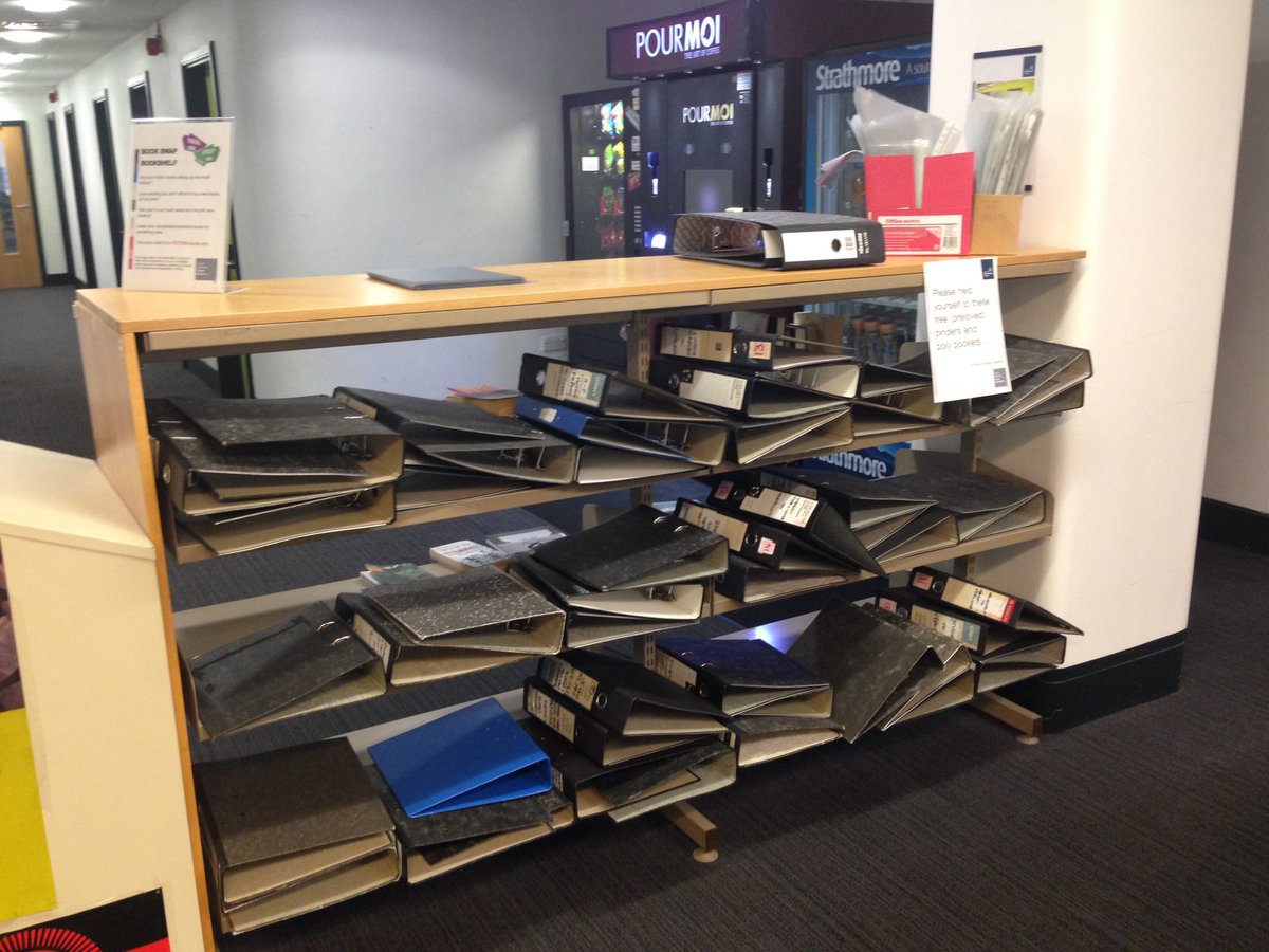 UniStrathLibIT's tweet photo. Pre-loved files and plastic pockets available free from Level 2 (kindly donated by @StrathArchives) #GreenUniLibrary https://t.co/s9CHDt52Vf