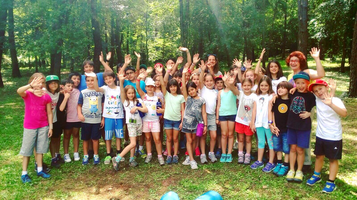 📷 1a imagen de los alumnos que participan en la acampada de 3 días y 2 noches en la Fageda #casalEstiu #PérezIborra