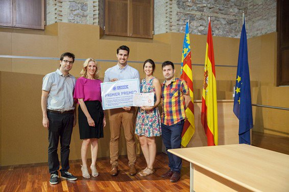 .<a href="/komilibro/">komi</a> wins <a href="/cultsummitVLC/">Cultural Summit/er.</a> &amp; nominated for the Spanish final of #CreativeSEUA16 bit.ly/29poCAi