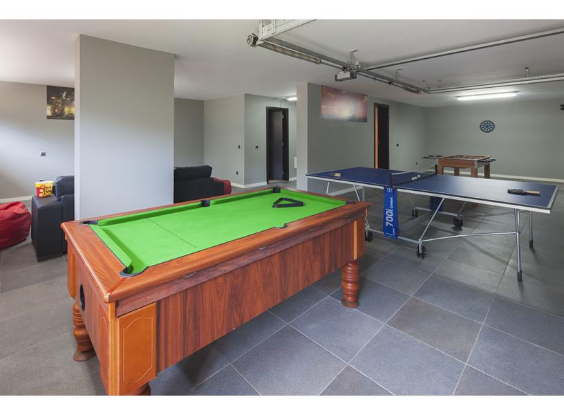 Exclusive Villa Golf tweet media