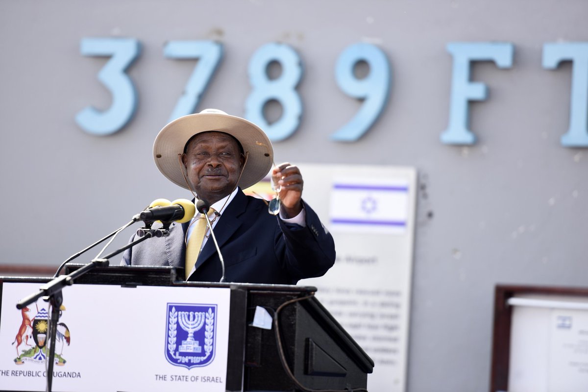 RedPepperUG's tweet photo. #Israeli Analyst Says #Museveni is Uganda’s #Donald #Trump https://t.co/9wWV51qMMk #NetanyahuInUganda #Entebbe https://t.co/MWaEEKIVVG