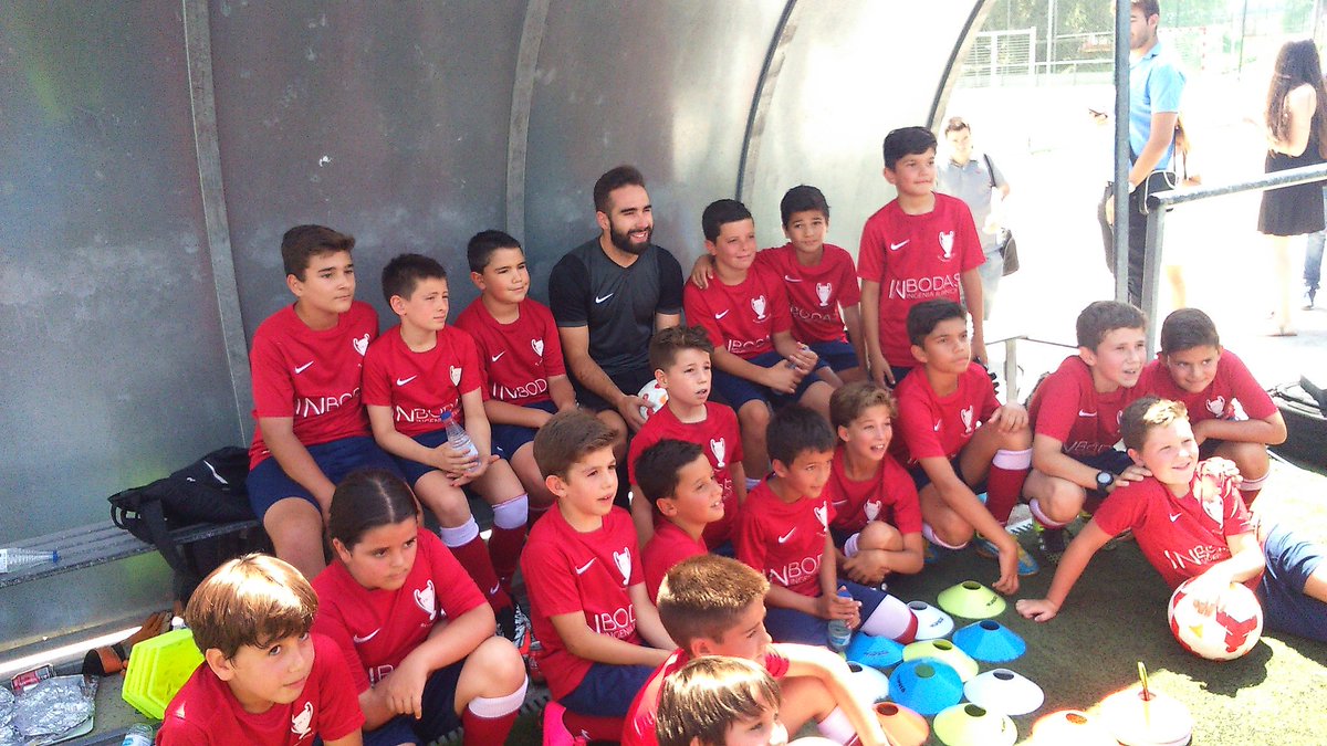 aguileradavid's tweet photo. Dani Carvajal presenta en Leganés la segunda edición de su Campus. Profeta en su tierra. https://t.co/LGurJBaFKf