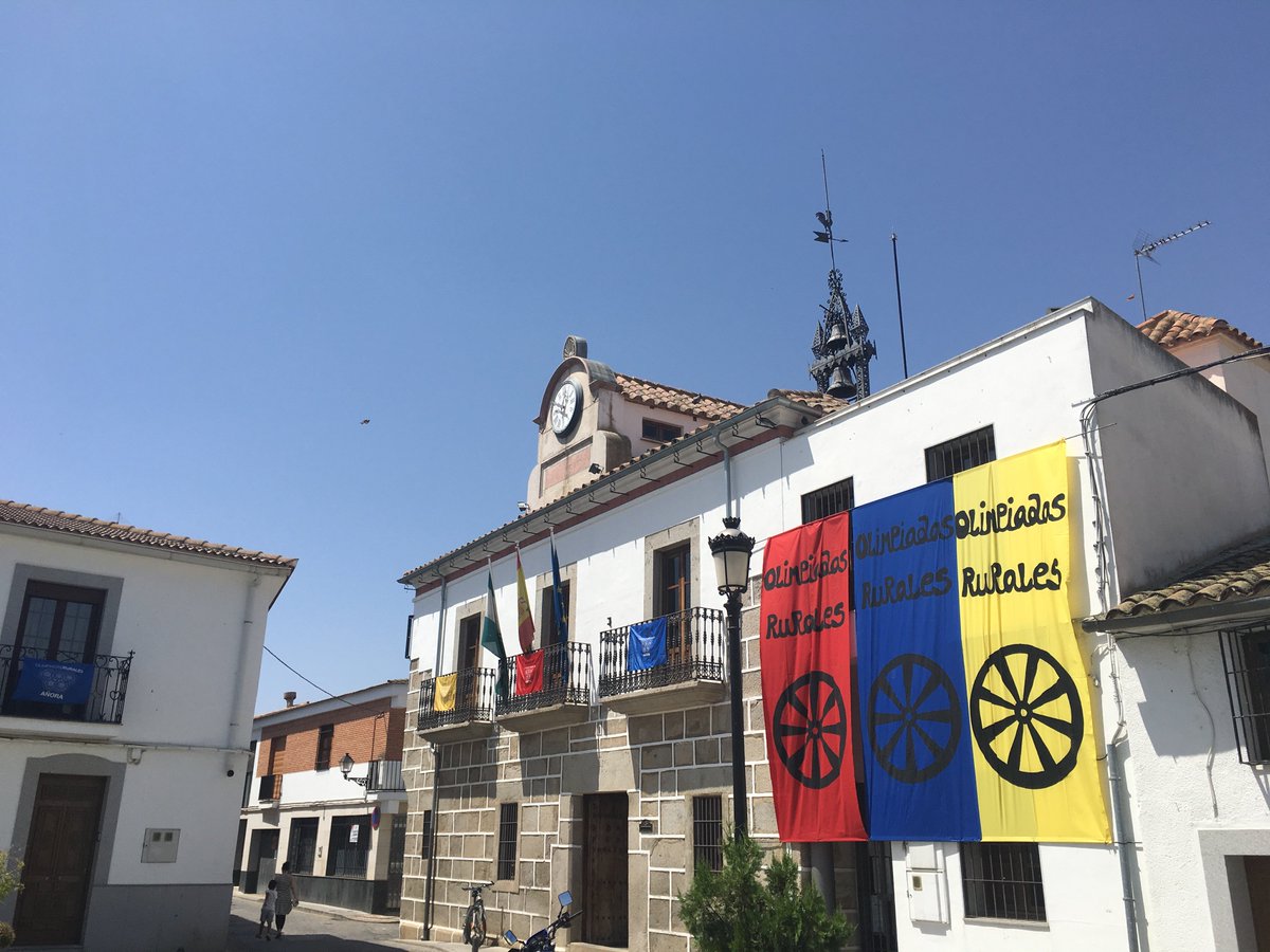Así luce el Ayuntamiento de Añora cuando sólo quedan...
¡¡¡Tres días para las #OlimpiadasRurales2016! ¡Vamos!