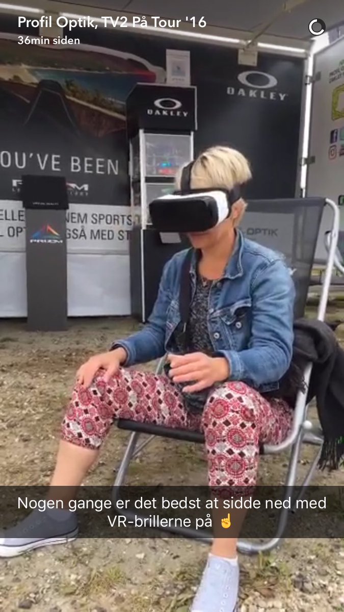 profiloptik's tweet photo. Har du prøvet #VRbriller? Ellers kom. Øster Hurup igen i dag. #tv2påtour https://t.co/yFOj2kULVa