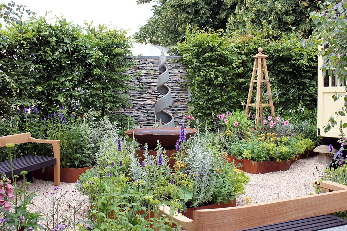 Gold winning garden CCLA: Summer Retreat at #RHSHampton using our Paddlestones, Coping and Rosemary Quartz.