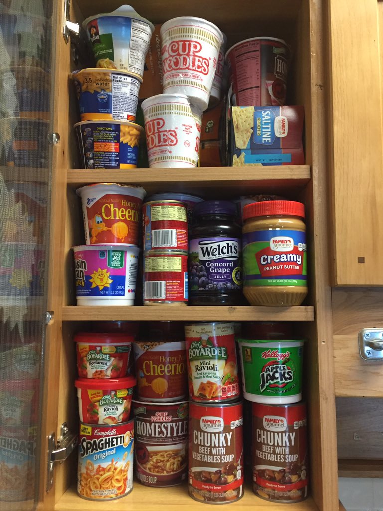RidleyHomeDepot's tweet photo. 4142's Homer pantry is filled to the gills! What other company does this?Taking care of our people! #livingHDValues https://t.co/xeE3wxn0bM