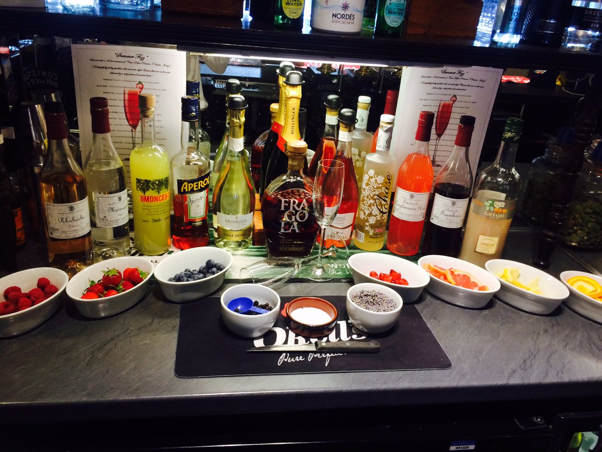 symposiumidle's tweet photo. Celebrate summer, treat yourself with a little something sparkly from our brand new summer fizz menu @winesandwhisky https://t.co/ll5BWnpQyZ