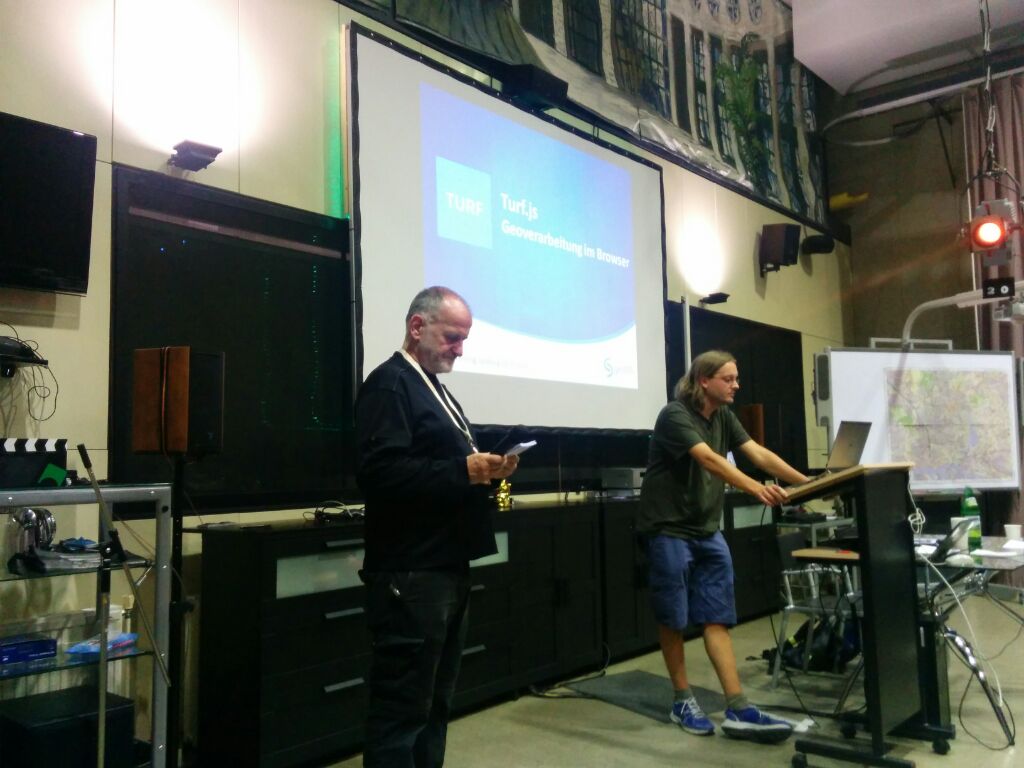 geoSYSnet's tweet image. You can download the #TurfJS presentation:
geosysnet.de/de/downloads.h…

@Gremling89 @FOSSGIS_Konf @agit_team #geospatial