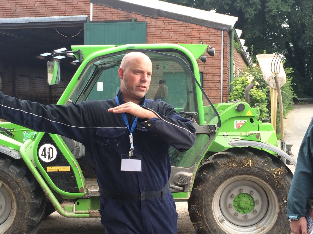 dlzUNTERWEGS's tweet image. &quot;Nicht rechtfertigen, warum etwas schief läuft sondern das Problem lösen!&quot; @DeLaval #intensivworkshop #Melkroboter